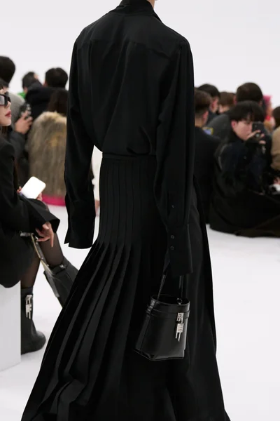 Look 46